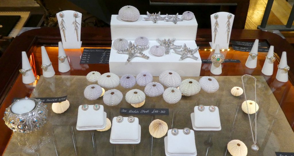 Trip - Patrick Mavros Jewelry -- Mauritius Collection
